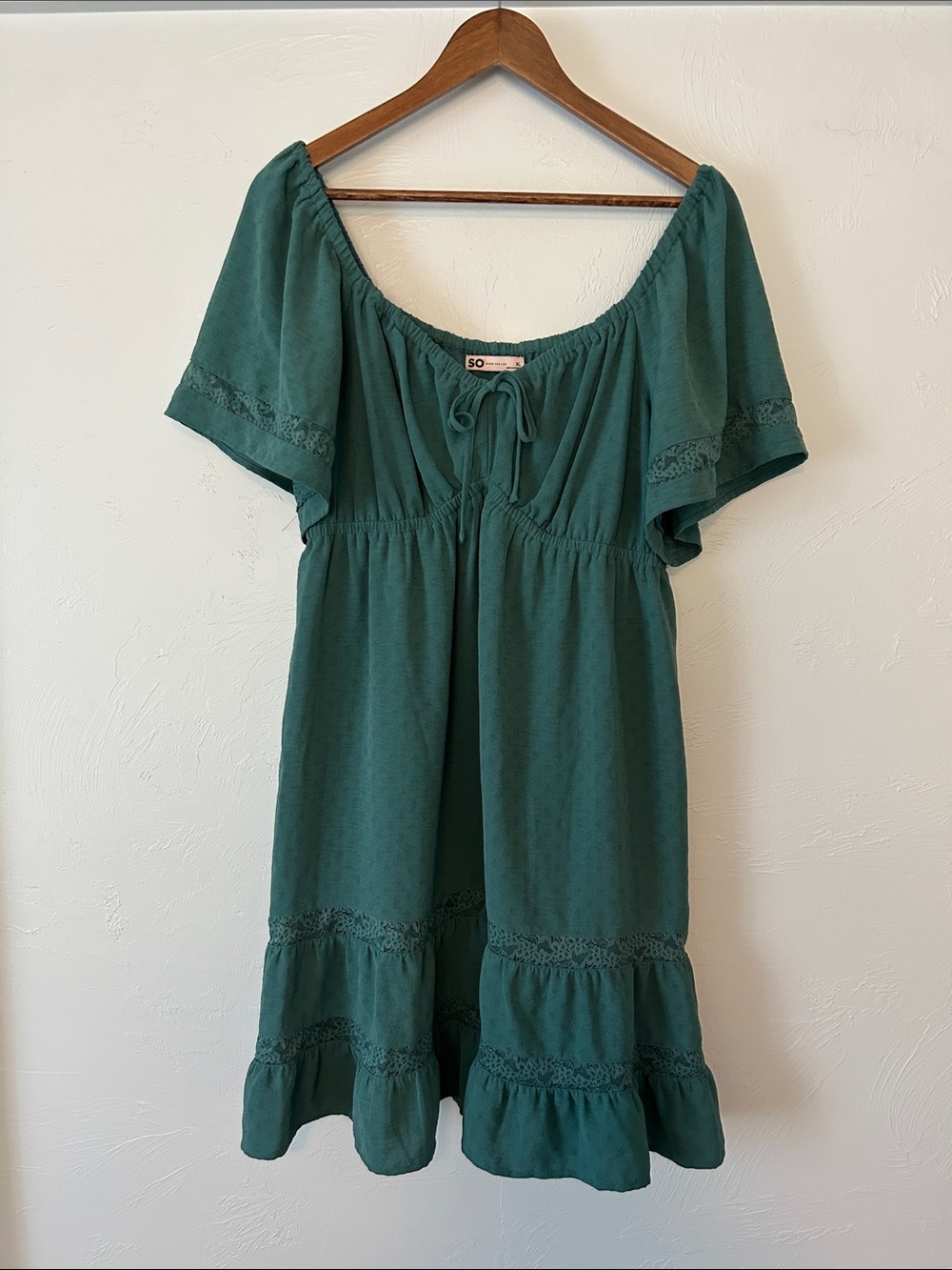 SO Emerald Green Off-Shoulder Tiered Mini Milkmaid Dress